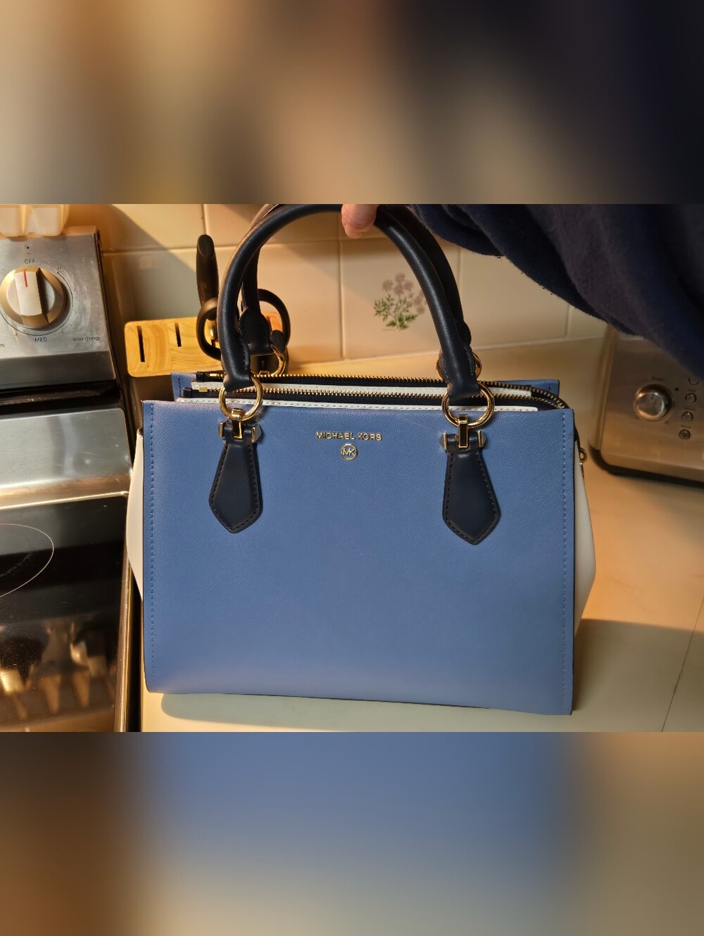 Michael Kors Marilyn Medium Color-Block Saffiano Leather Satchel - Picture 3 of 11